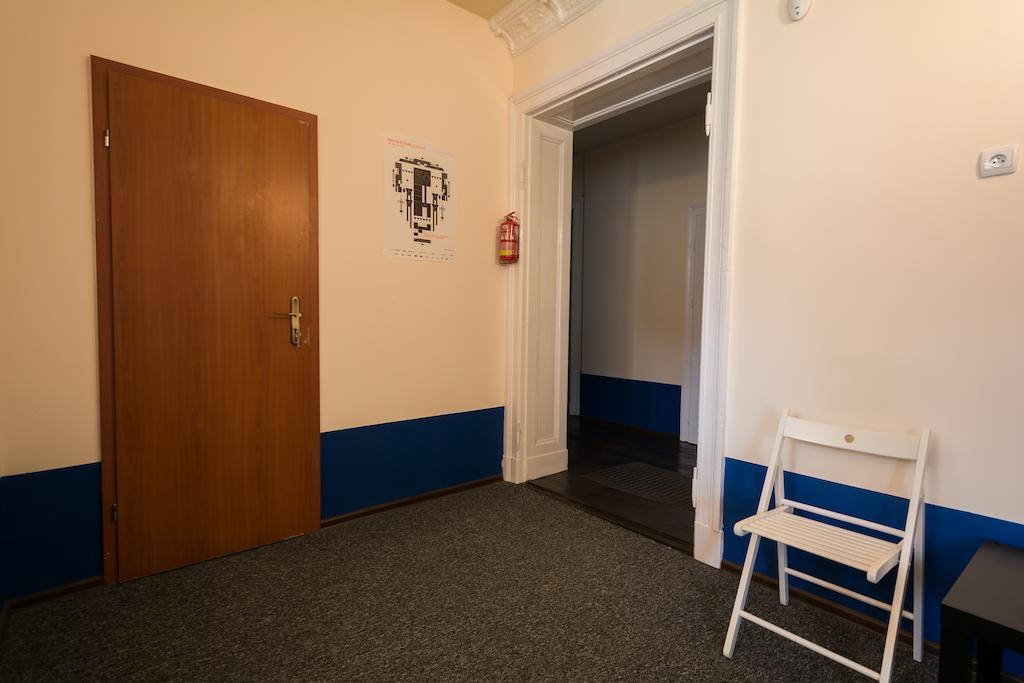 Hostel Awangarda Poznan Exterior photo